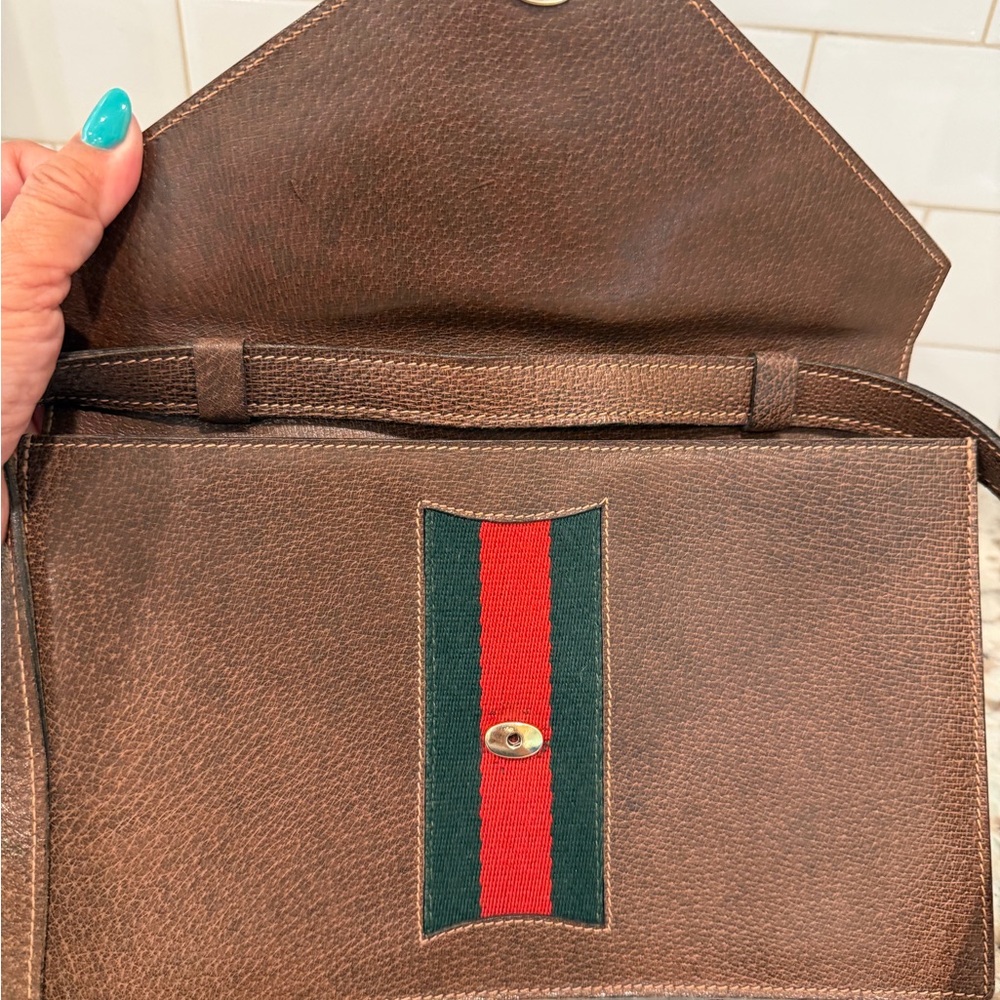 Gucci Brown Leather Satchel vintage with Gold Accent - Picture 13 of 16